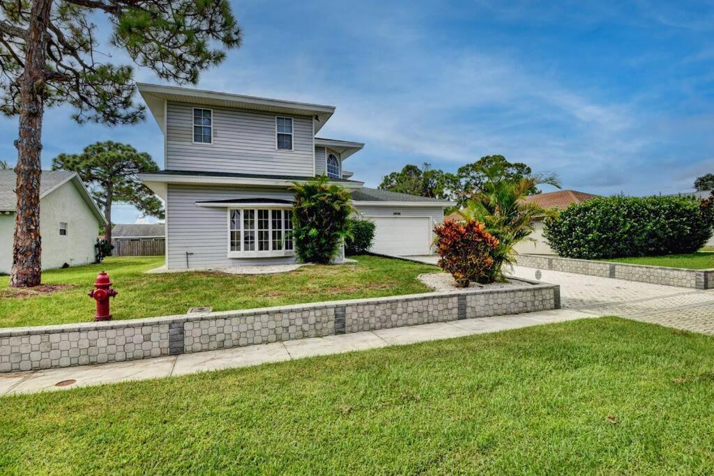 5 Bedroom Mansion With Pool And Non-Heated Jacuzzi Games In ボイントンビーチ エクステリア 写真