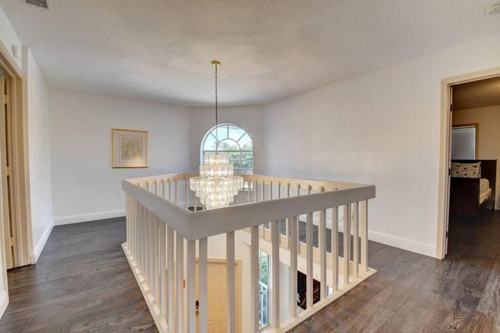5 Bedroom Mansion With Pool And Non-Heated Jacuzzi Games In ボイントンビーチ エクステリア 写真